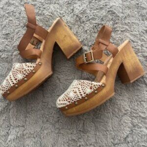 Korks, Wendy Clog Size 8.5